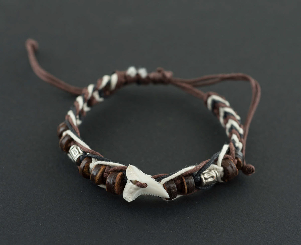 Pendentif En Étain USA - Style Tribal/Surfeur/Motard/Gothique - Longueur 63 Mm - Avec Sac Cadeau - Unisexe