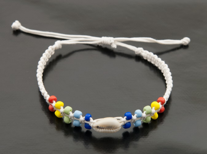 Bracelet brésilien , bracelet de l'amitie, fil coton avec perles-violet