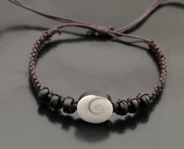 Bracelet Brésilien De L'amitié Tressé - Perles Et Coquillages Violets - Référence BB571 - Neuf Sans Emballage